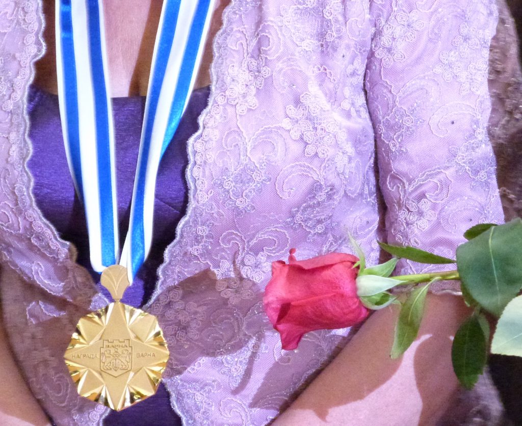 19