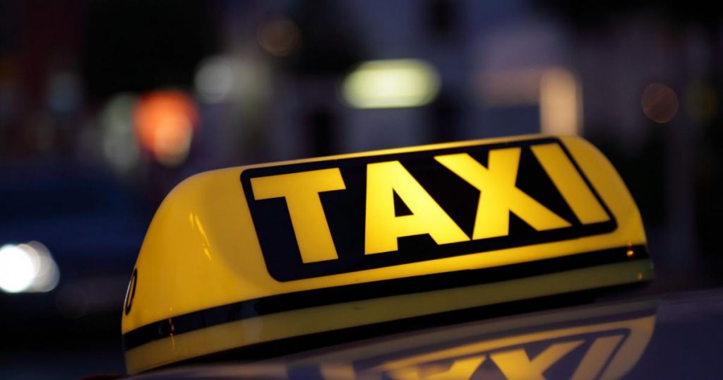 Taxi
